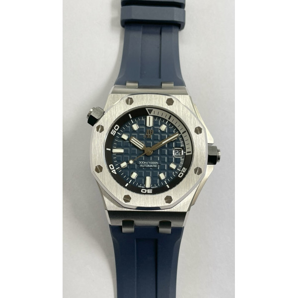 Royal Oak Offshore Diver 15720 SS Blue Dial Rubber Strap APF A4308