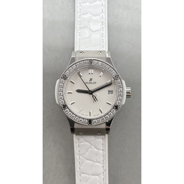 Classic Fusion 33mm SS 1:1 Best Edition White Dial Diamonds Bezel On White Gummy Strap Swiss Classic Fusion 33mm SS 1:1 Best Edition White Dial Diamonds Bezel On White Gummy Strap Swiss