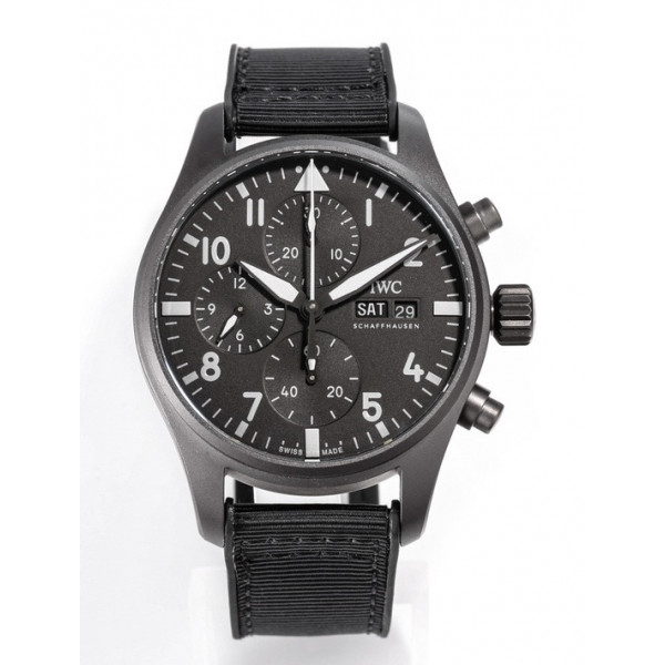 Pilot IW388108 41 “MERCEDES-AMG PETRONAS FORMULA ONE™ TEAM” Ceramic Case Black Dial TWF A69385